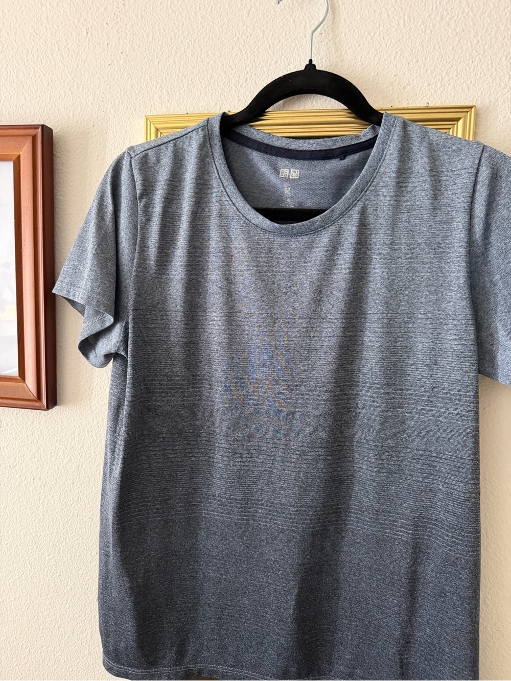 Uniqlo Heathered Blue Short Sleeve Crew Tee